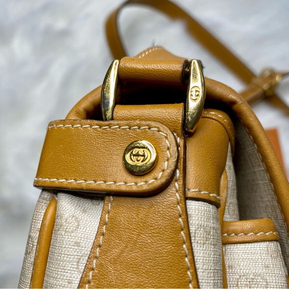 GUCCI Vintage Micro GG Monogram Flap Shoulder Bag - Picture 5 of 11
